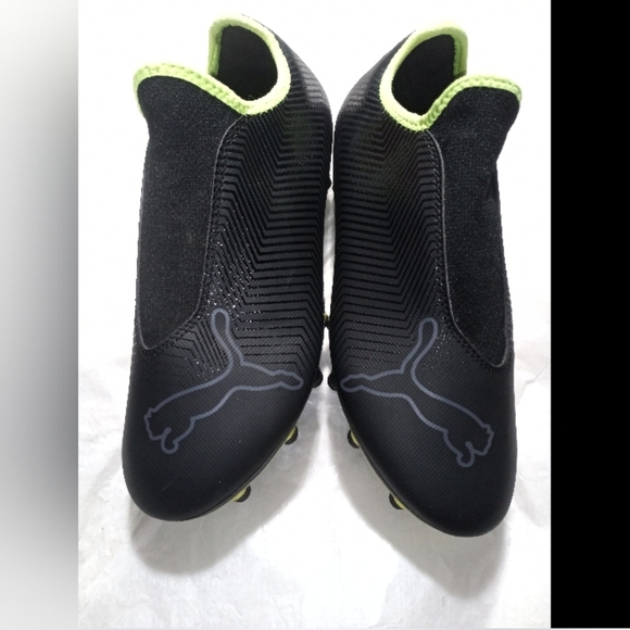Puma Black and Lime Green Athletic Shoes - Picture 10 of 10